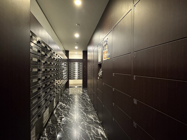 クレストプライムタワー芝　メールコーナー