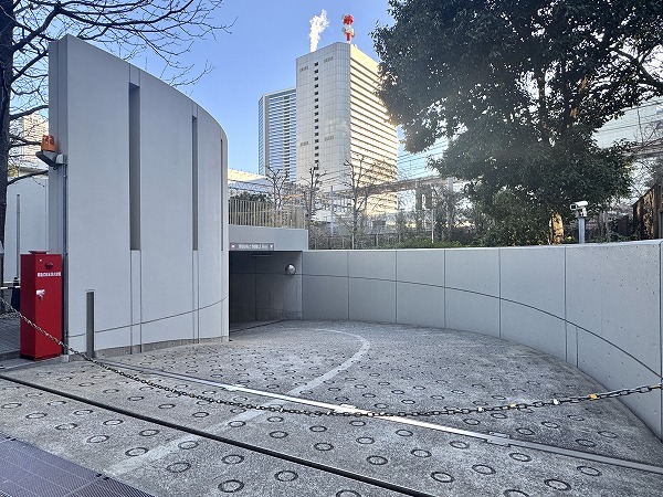 クレストプライムタワー芝　駐車場