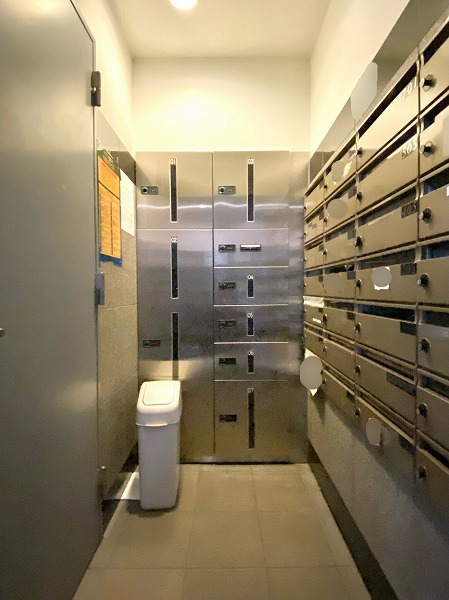 カインドステージ四谷三丁目　メールボックス・宅配ボックス