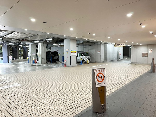 大崎ウエストシティタワーズE棟 駐車場