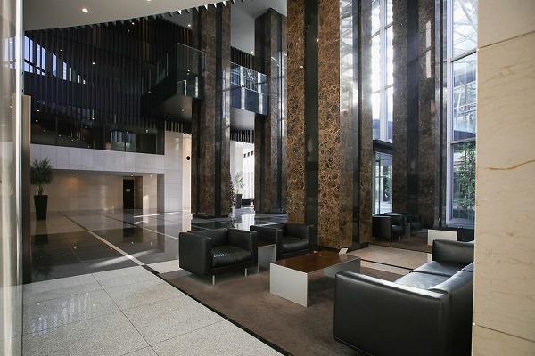 大崎ウエストシティタワーズE棟 エントランスホール